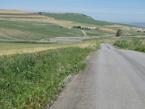 We're on the road to Castro del Rio.